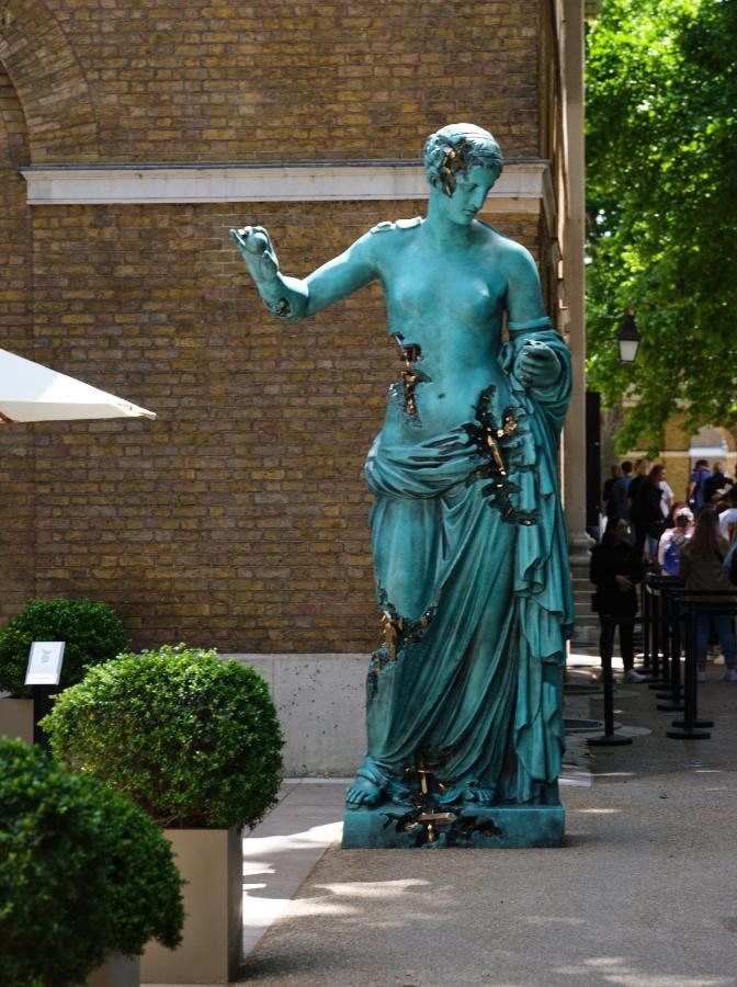 The Apartments By The Sloane Club London Exterior photo